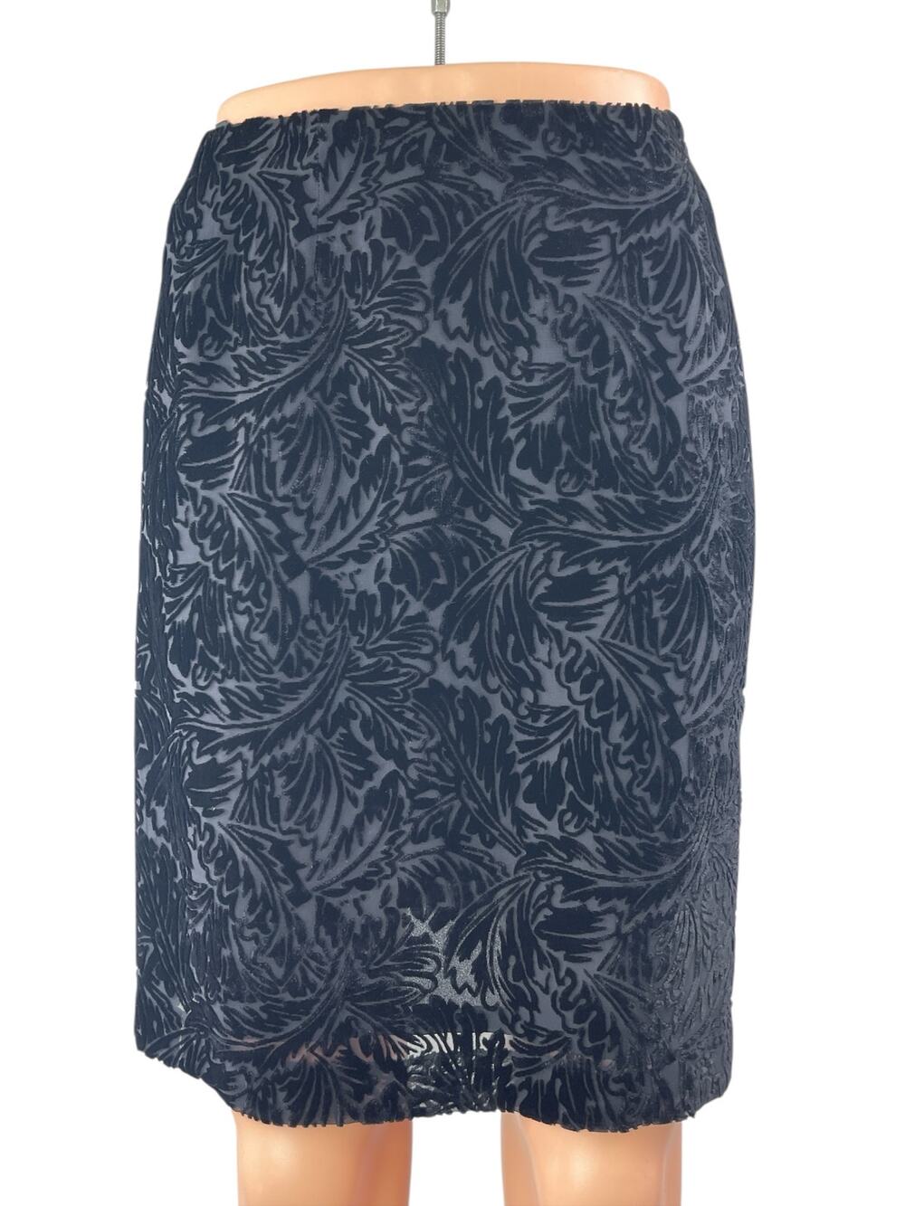 Brooks Brothers Black Burnout Velvet Velour Floral Knee Length Pencil Skirt Sz 2